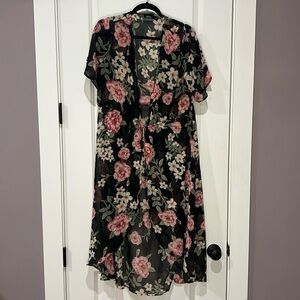 BLACK FLORAL FULL LENGTH KIMONO